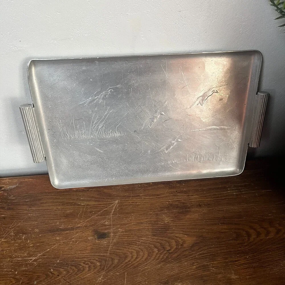 VTG Wendell August Forge Hammered Aluminum Serving Tray Flying Ducks Geese Birds